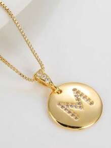 Initial Letter Medal Necklace With Studded Zirconias, Anti-Allergic, 18k Gold Plated - 金色 - 查看 10