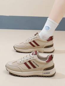 Scarpe da ginnastica nuove da donna per il 2025, con suola spessa e design chunky, scarpe casual e da running