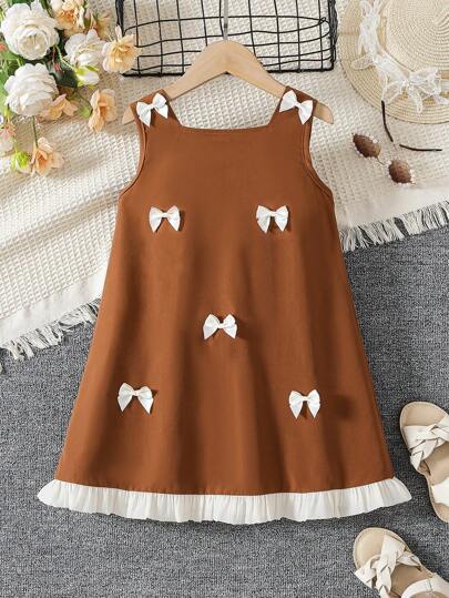 年轻女孩优雅唯美可爱蝴蝶装饰无袖拼布花卉下摆连衣裙，适合上学和户外玩耍，夏季