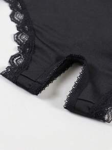 Women's Black Sexy Lace Trim Letter & Heart Print Breathable Stretchy Thin Hollow Out Briefs