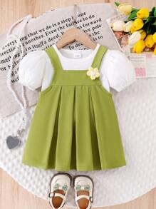 2pcs Cute Baby Girl Summer Outfit: White T-Shirt Top And Loose Fresh Green Floral Print Bib Overall Dress Set