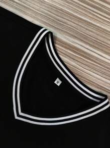 Men's Lucky Number 7 Pattern Casual Daily Wear Contrast Rib Trim V-Neck Loose Short Sleeve T-Shirt - Black - View 5