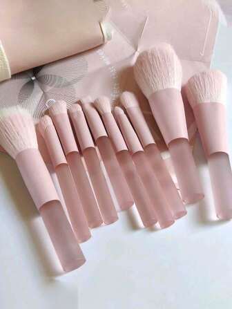 10件套蜜桃色化妆刷套装，迷你腮红粉刷，便携式化妆工具，方便旅行携带，化妆刷套装，化妆刷组合，化妆刷套装，全套化妆工具，化妆刷套装，全套化妆工具，化妆刷套装，化妆刷套装，化妆礼盒套装
