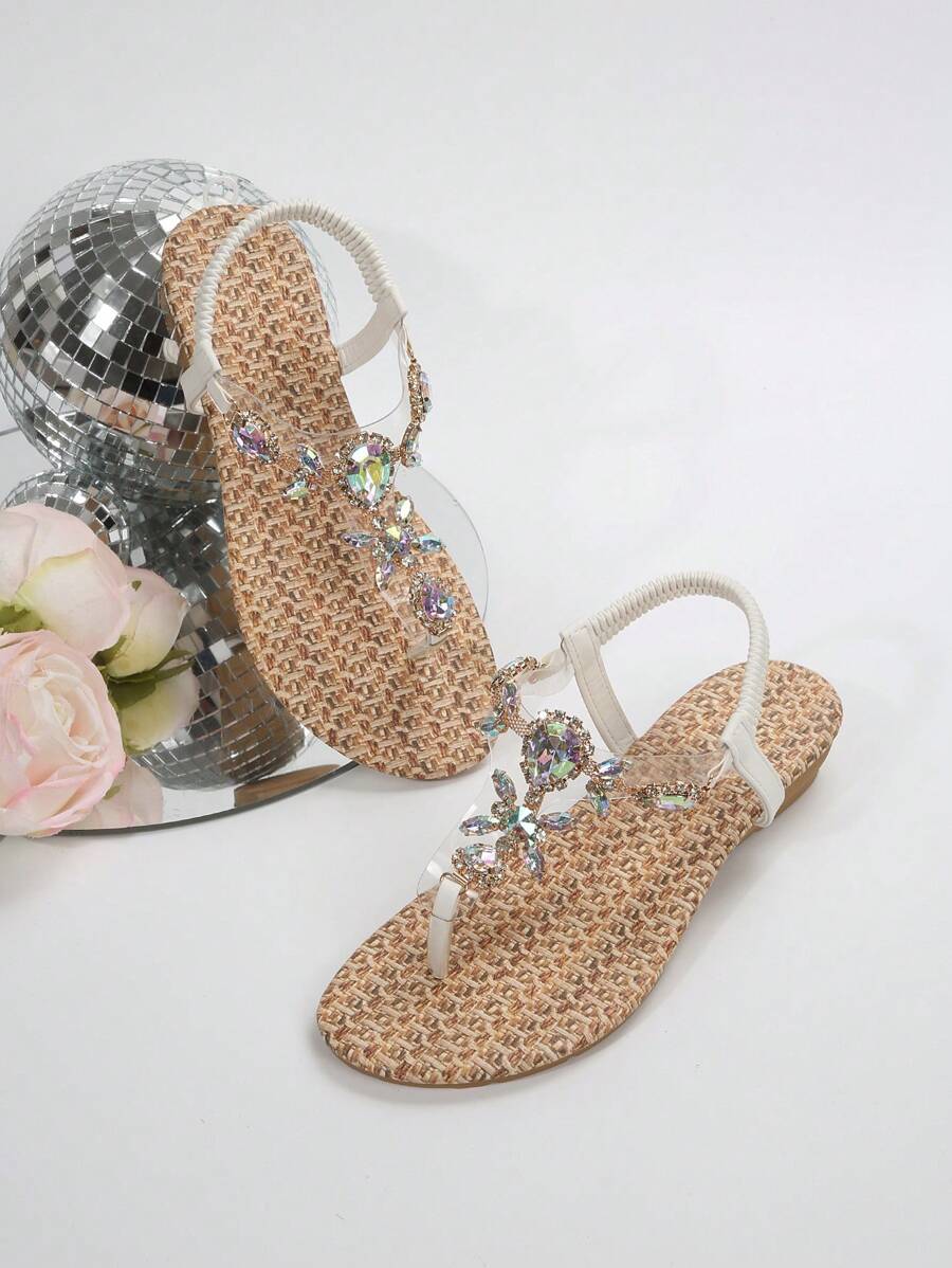 New Fashion Women Toe Ring Sandals - White - View 1