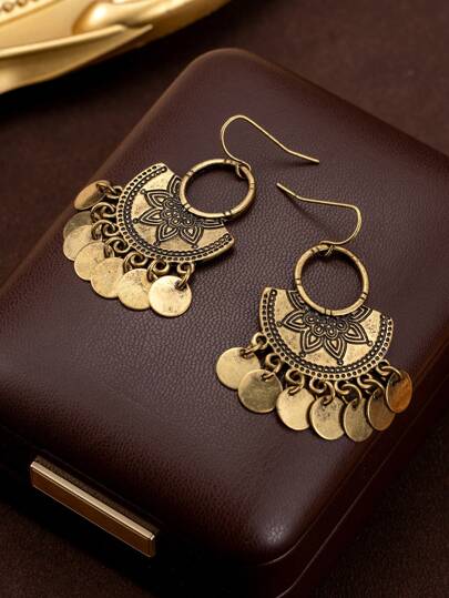 1 Pair Retro Chic Round Carved Pattern Disc Tassel Bohemian Style Unique Earrings