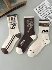 4 pares de calcetines de hombre versátiles de otoño e invierno con estilo retro americano, con un patrón de letra para una comodidad y simplicidad, con un acabado exquisito y vitalidad.