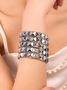LADYCOCO Bộ 5 vòng tay đinh tán vuông bằng nhựa ABS phong cách Punk, thiết kế dành cho cặp đôi, vòng tay đinh tán cá tính cho nữ, phù hợp để đeo hàng ngày, dự tiệc, lễ hội âm nhạc. - 5 chiếc nhẫn bạc - Xem 3