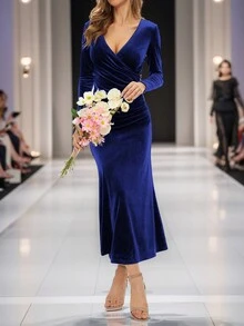 New V-Neck Bodycon Fishtail Velvet Dress, Elegant For Autumn/Winter - Blue - View 2