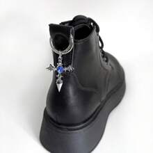 1 件酷炫恶魔之翼十字水钻鞋饰配件，朋克百搭蝙蝠翼靴子鞋夹