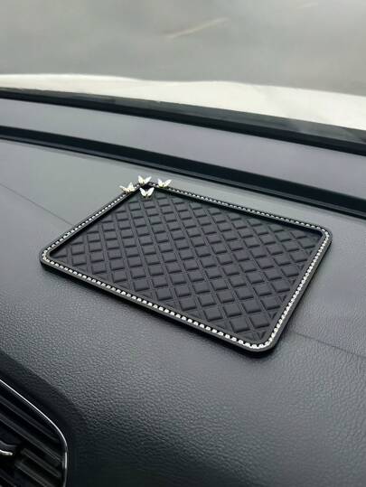 1pc Black Butterfly Anti-Slip Mat, Small Size Car Anti-Slip Pad With Rhinestone Strips, Artificial Diamond, High-End Car Interior Decor, Random Delivery Of New And Old Models