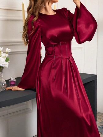 チェーンデコレーション ウエストシャーリング フレアスリーブ Aラインドレス