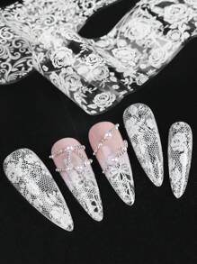 Autocollants de transfert de folie art des ongles en dentelle noire et blanche. Pétales de fleurs sexy rétro. Fournitures d'art des ongles. Papier étoilé holographique transfert foil DIY pour manucure 10 pièces (adhésif non inclus)