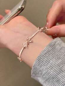 1pc Pulseira de design de borboleta romântica e rosa para mulheres, estilo country moderno, adequada para acessórios de uso diário