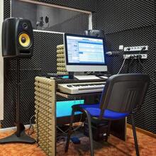Randaco Confezione da 24 schiume acustiche autoadesive: isolamento acustico perfetto per il tuo studio di registrazione! Riduci gli echi con gli eleganti pannelli acustici neri!