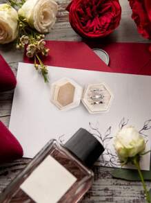 1PC Velvet Jewelry Ring Box, 3-Slot Hexagonal Ring Gift Box Vintage Ring Display Stand For Wedding Ceremony Proposal Valentine's Day Gift (Black,3 Slots) Sun Travel Cool Back To School - Black - View 12