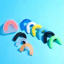 通用拳击跆拳道拳击道跆拳道综合格斗篮球护具 - EVA 材质，耐磨牙齿保护器，混合颜色包装