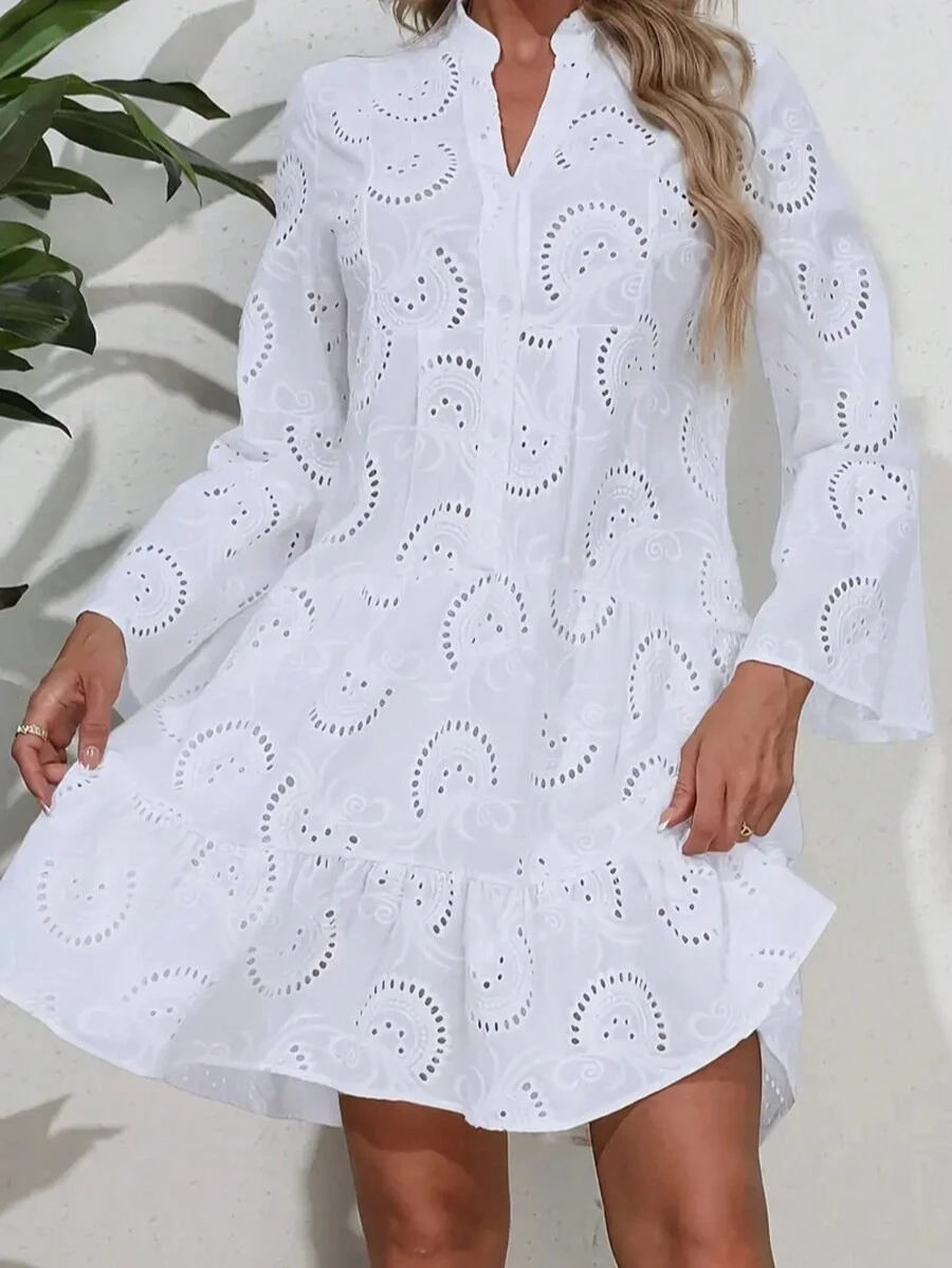 Elegant V-Neck Embroidered Lace Flared Sleeve Cutout Dress - Fashion Women's Clothing With Lightweight Flowy Design For All Seasons - trắng - Xem 1