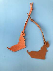 1pc Solid Color PU Leather Fashion Minimalist Novelty Map Design Keychain, Car Charm, Backpack, Shoulder Bag, Tote Bag Pendant, Luggage Tag, Suitable For Couples, Students, Work, Casual, Holidays, Travel, Gift For Boyfriend, Girlfriend, Mom, Kids For Valentine's Day