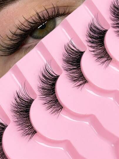 7 paia di ciglia finte a metà lunghezza con fascia trasparente, coda a occhio di gatto, allungamento dello sguardo, aspetto naturale, soffici e morbide, ciglia finte in stile mink, adatte per uso quotidiano, eventi, San Valentino, ciglia finte a strisce