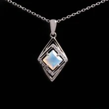 Bolaijewelry Una pieza de elegante colgante de plata con ópalo natural, piedra natal de octubre, para mujeres en aniversarios, banquetes y bodas