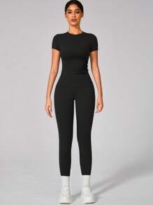 女士柔软吸湿排汗圆领短袖上衣和弹力瑜伽裤套装 - 黑色 - 查看 7