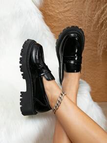 Mocasines de plataforma para mujer, Oxfords casuales con aumento de altura, Estilo británico vintage de punta redonda Cómodos slip-on planos para primavera, verano, otoño, invierno, negro