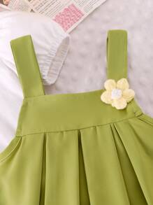 2pcs Cute Baby Girl Summer Outfit: White T-Shirt Top And Loose Fresh Green Floral Print Bib Overall Dress Set