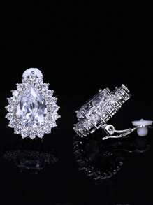 1 Cặp khuyên tai kẹp hình giọt nước lớn bằng đá Cubic Zirconia lấp lánh không xỏ khuyên, trang sức đính đá CZ hình giọt nước mạ bạc cho lễ đính hôn, đám cưới, cô dâu, tiệc, tiệc tùng, vũ hội, cuộc thi sắc đẹp, phụ nữ, cô dâu, phù dâu, phụ kiện chất lượng cao - trắng - Xem 2