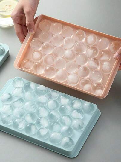 33 格圆形冰格，耐用且易于取出，适用于软饮料、威士忌，非常适合圣诞节、万圣节、复活节、情人节、感恩节饮料、制冰工具、万圣节礼物