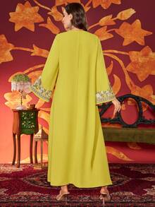 Plus Size Women Elegant Arabic Style Rhinestones & Embroidery Sweetheart Neck Long Dress - Green - View 2