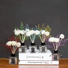 1 pezzo Set di aromaterapia senza fiamma da 50ml, decorazione di oli essenziali per aromaterapia, per rinfrescare l'aria e rimuovere gli odori, disponibile in profumi di limone, lavanda, rosa, gelsomino, Shangri La, giacinti, vero amore, incontro, osmanto, vaniglia, fragola, pesca e oceano. Il prodotto utilizza veri fiori essiccati di piante.