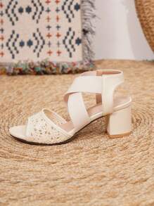 女士杏色露趾交叉松紧带粗跟罗马凉鞋，休闲百搭