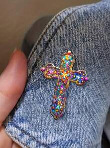 One Piece, Creative And Fashionable Colorful Crystal Pattern Cross Brooch, 2D Acrylic Brooch, Chic Lapel, Suitable For Men And Women's Suit Brooch, Sweater Scarf Coat Accessories, Party Birthday Gift