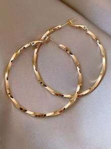 1 paire de boucles d'oreilles créoles à couches plaquées or rose sculptées