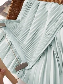 Große neue Produkte für Herbst und Frühling, mintfarbener hochgeschnittener plissierter Rock mit drapierter und schlanker Taille, A-Linien Midi-Rock im französischen Retro-Stil, vielseitig einsetzbar für Pendeln, Dates und den Alltag, freundlicher und modischer Temperament, Damenrock