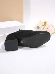 2025 Autumn/Spring New Korean Version British Style Shoes, Comfortable Thick Heel Lace-Up Round Toe Suede Women Flats - Black - View 8