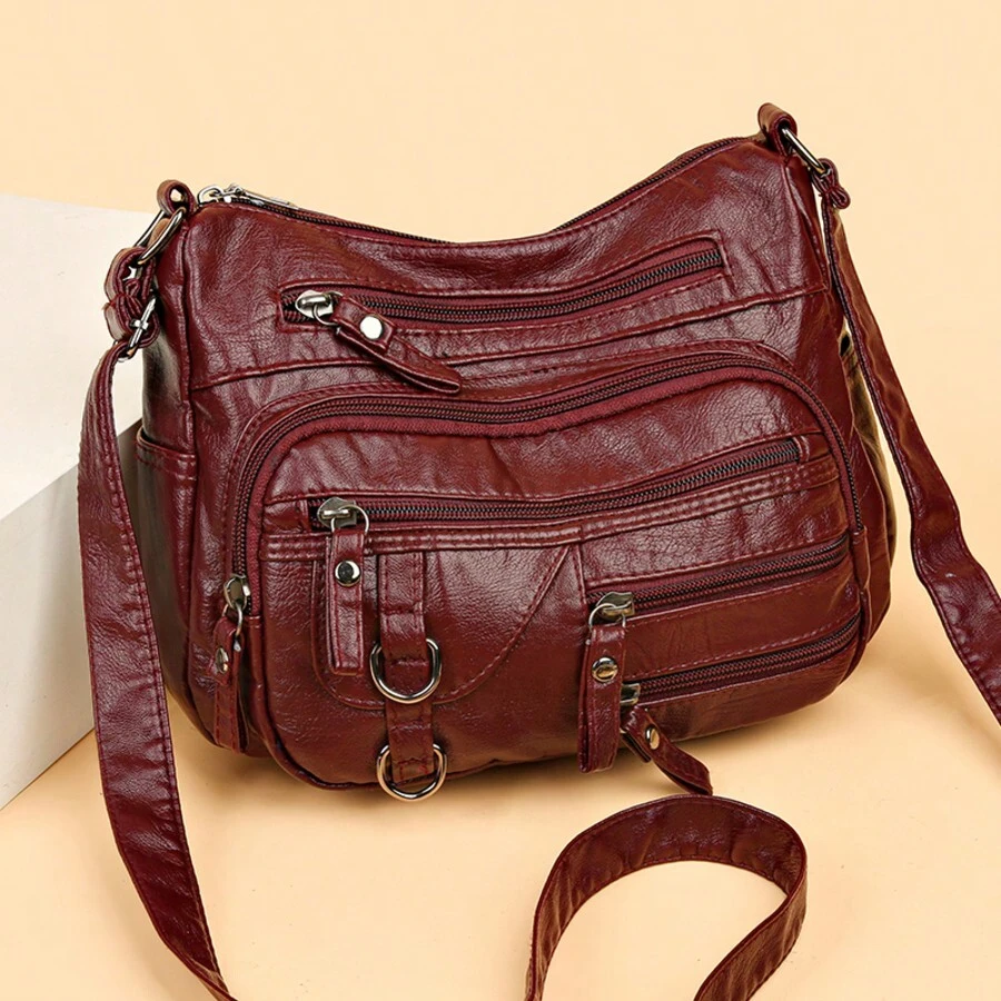 Red Buckle Decorated Casual Large Capacity Women's Shoulder Bag, Suitable For Daily Life - Burgundy - View 1