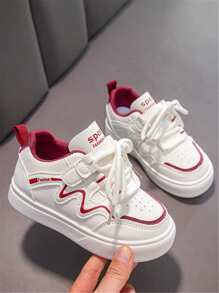 白色和红色韩版休闲2025新款春季运动鞋运动滑板鞋百搭防滑旅游鞋时尚小白鞋