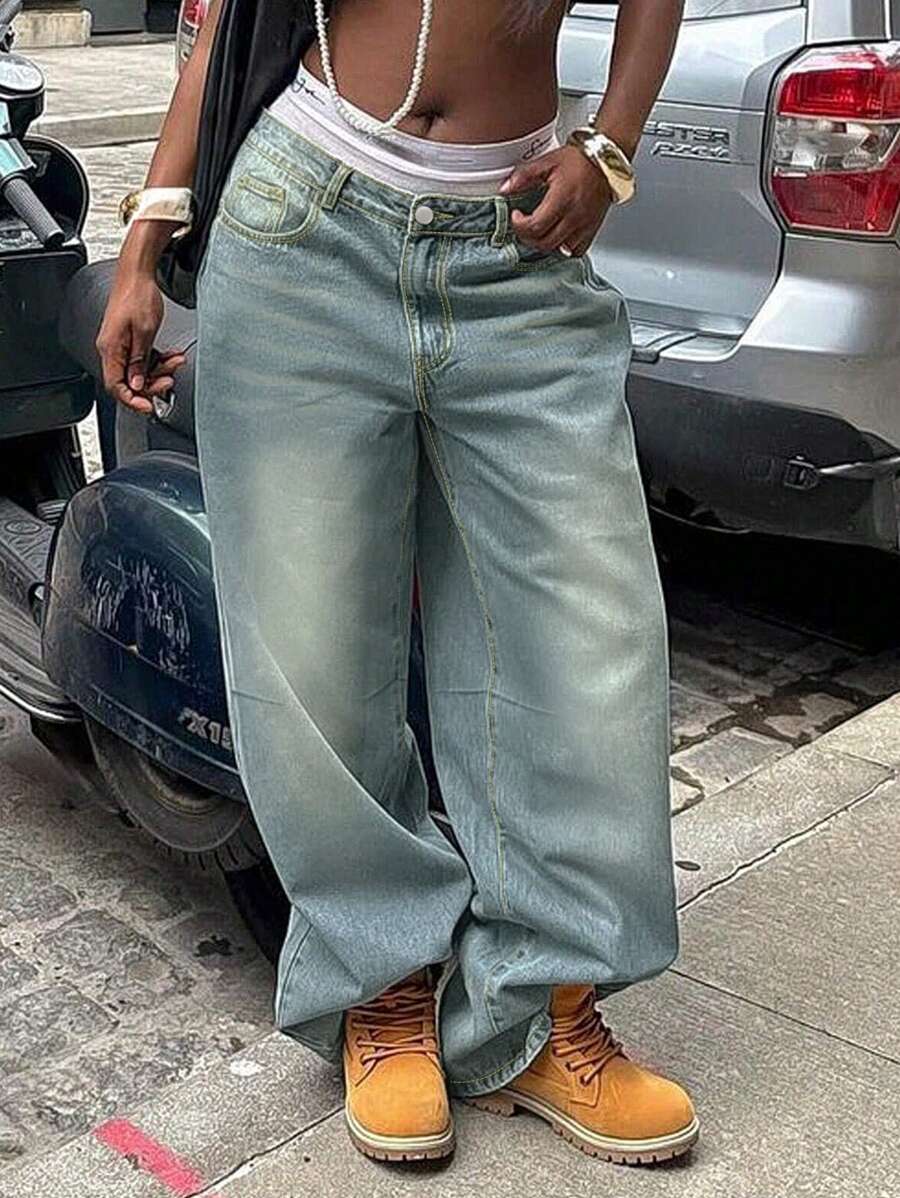 Women's Retro Casual Loose Basic Versatile Street Multi-Functional Mid-Waist Pocket Straight-Leg Jeans - Light Wash - View 1