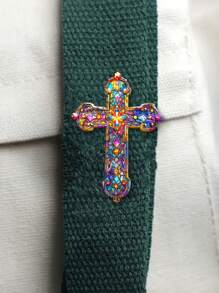 One Piece, Creative And Fashionable Colorful Crystal Pattern Cross Brooch, 2D Acrylic Brooch, Chic Lapel, Suitable For Men And Women's Suit Brooch, Sweater Scarf Coat Accessories, Party Birthday Gift