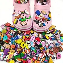 100pcs Random Cartoon PVC Clog Charms For Shoe Decoration