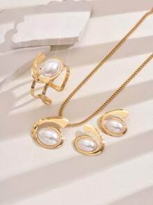 5pcs/Set Fashion European And American Exaggerated Black And White Necklace, Earrings, Bracelet, Ring Jewelry Set, Faux Pearl Decorative Design Accessories