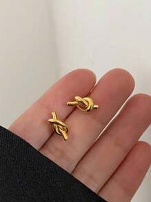 1 par de pendientes de botón elegantes y minimalistas de diseño de nudo, chapados en oro de 18K y acero de titanio, accesorios vintage de alta gama