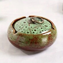 1pc Nordic Glazed Ceramic Ashtray, Simple & Fashionable Covered Windproof Home Ashtray, Suitable For Valentine's Day