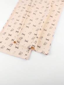 2 件套女士无袖宽松睡衣套装，包括无袖圆领衬衫，带有毛绒小狗刺绣和蕾丝花边，以及全身印花熊和蝴蝶结长裤，舒适、吸湿排汗，适合春秋休闲装