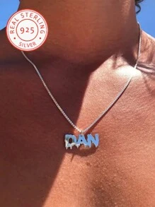Een 925 Zilveren Klassieke Trendy Heren Aangepaste Engelse Naam Hanger Ketting, Aanpasbaar Met Uw Naam, Straatmode, Uniek Ontwerp, Veelzijdige Accessoires Geschikt Voor Elke Scène En Seizoen, Een Mooi En Speciaal Cadeau Voor Mannen, Familie En Vrienden Op Valentijnsdag, Vaderdag, Kerstmis, Thanksgiving En Verjaardagen