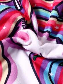 1件装可爱美人鱼和恐龙印花带帽沙滩巾，可作沙滩披肩、沙滩毯等。