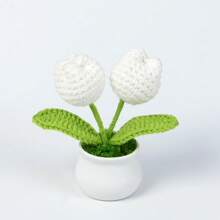 1pc Handmade Crocheted Yarn Simulation Tulip Potted Plant, Round Cute Woven Yarn Tulip, 1 Double Headed Stamen, 1 Triple Headed Flower Bud, Desktop, Car, Office, Home Decoration, Small Gift, Can Be Given To Family, Friends, Classmates, Birthdays, Teachers, Souvenirs, Night Market Camping Parties, Scenic Spots Easter Gifts Graduation,Garden Decor,Outdoor Plant,Gardening,Fake Flowers