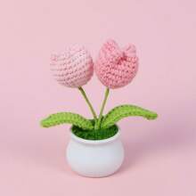 1pc Handmade Crocheted Yarn Simulation Tulip Potted Plant, Round Cute Woven Yarn Tulip, 1 Double Headed Stamen, 1 Triple Headed Flower Bud, Desktop, Car, Office, Home Decoration, Small Gift, Can Be Given To Family, Friends, Classmates, Birthdays, Teachers, Souvenirs, Night Market Camping Parties, Scenic Spots Easter Gifts Graduation,Garden Decor,Outdoor Plant,Gardening,Fake Flowers