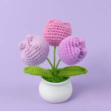 1pc Handmade Crocheted Yarn Simulation Tulip Potted Plant, Round Cute Woven Yarn Tulip, 1 Double Headed Stamen, 1 Triple Headed Flower Bud, Desktop, Car, Office, Home Decoration, Small Gift, Can Be Given To Family, Friends, Classmates, Birthdays, Teachers, Souvenirs, Night Market Camping Parties, Scenic Spots Easter Gifts Graduation,Garden Decor,Outdoor Plant,Gardening,Fake Flowers